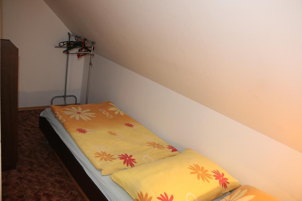 Apartment Pribram Room photo